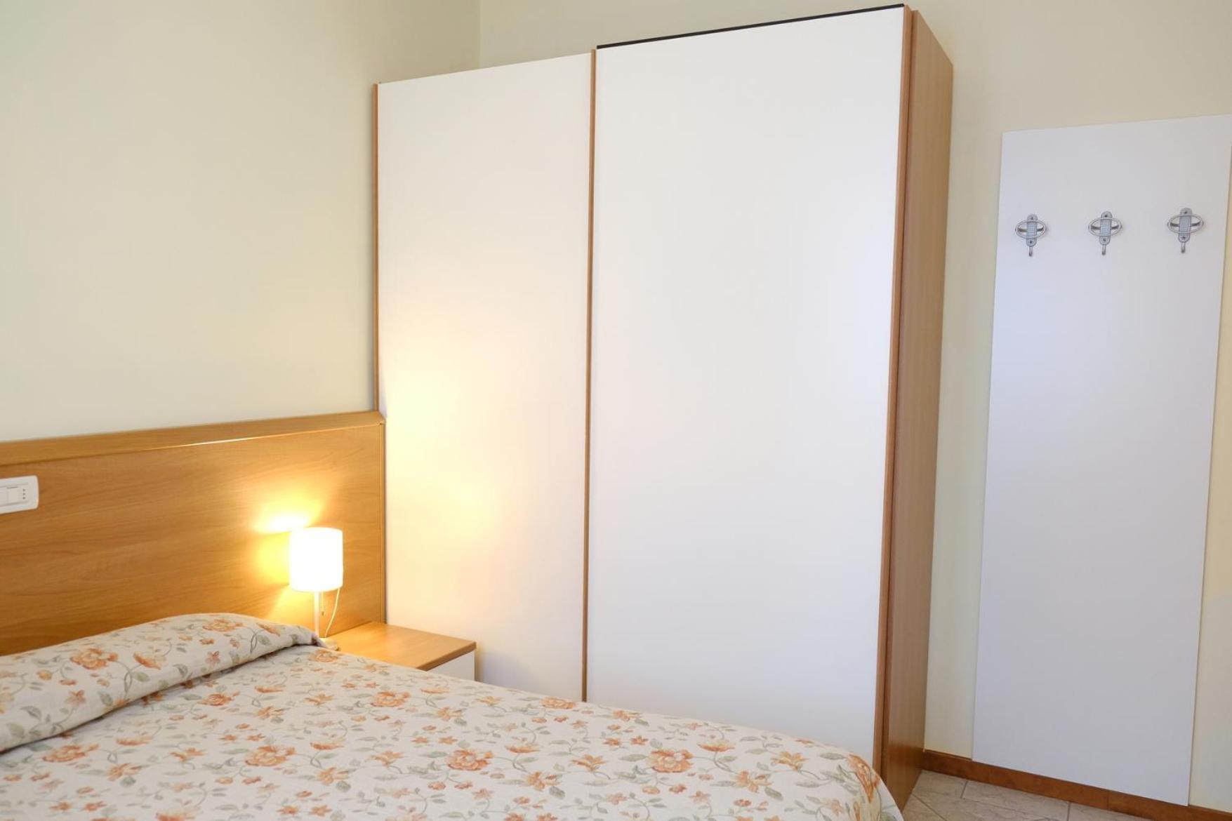 Residenza Carracci Aparthotel Bologna Exteriör bild