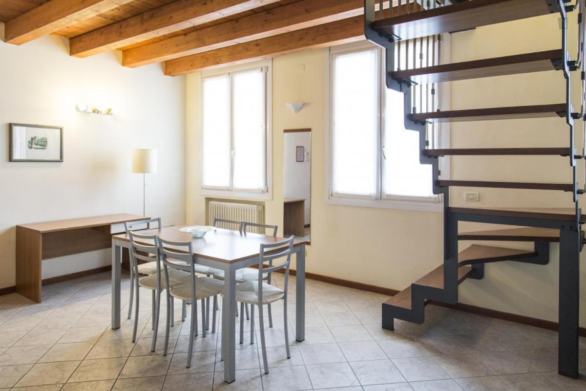 Residenza Carracci Aparthotel Bologna Exteriör bild